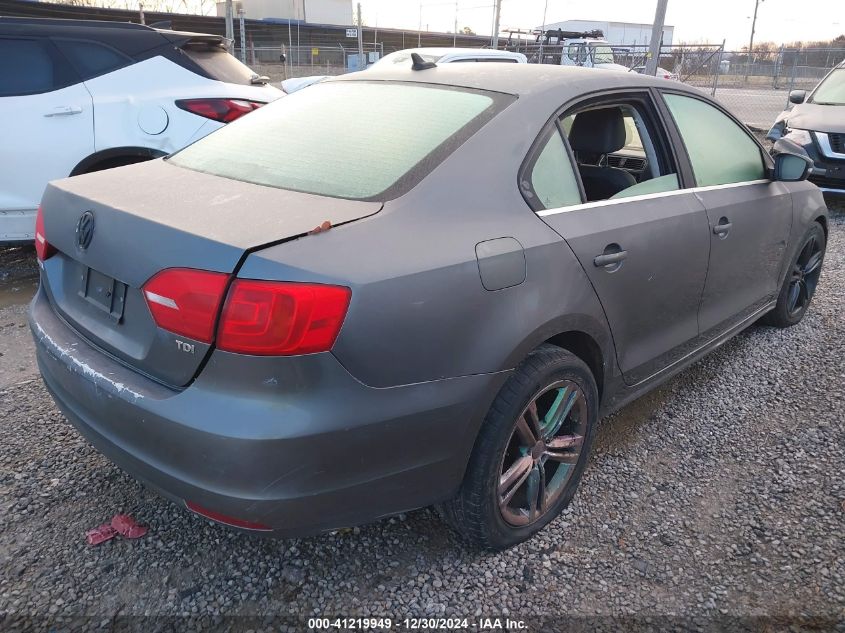 VIN 3VWLL7AJ7DM447770 2013 VOLKSWAGEN JETTA no.4