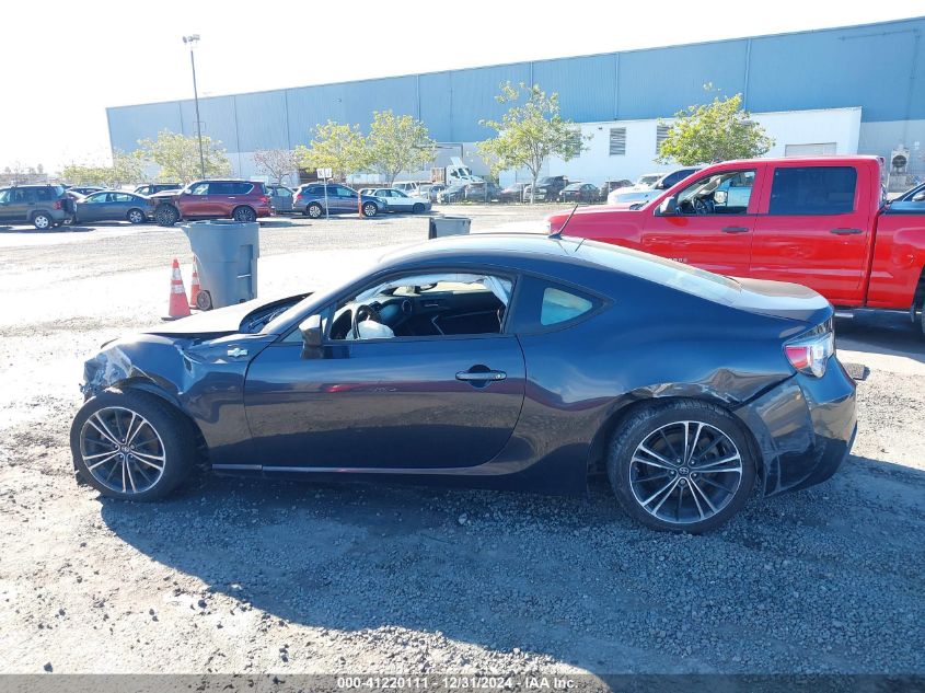 VIN JF1ZNAA11D1702744 2013 SCION FR-S no.14