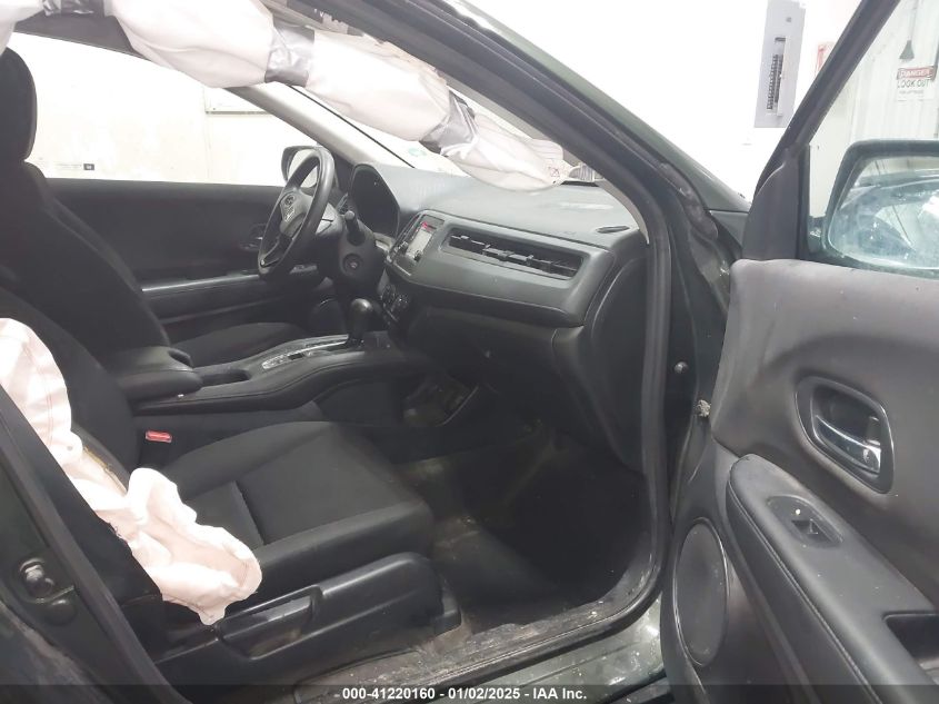 VIN 3CZRU6H30JG714358 2018 Honda HR-V, LX no.5