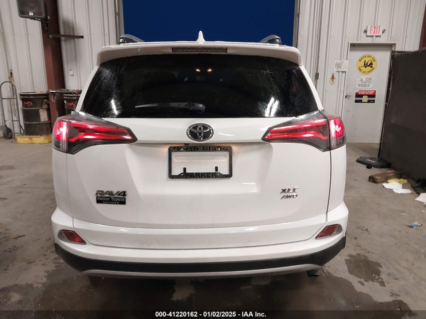 2017 TOYOTA RAV4 XLE - JTMRFREV3HD214581