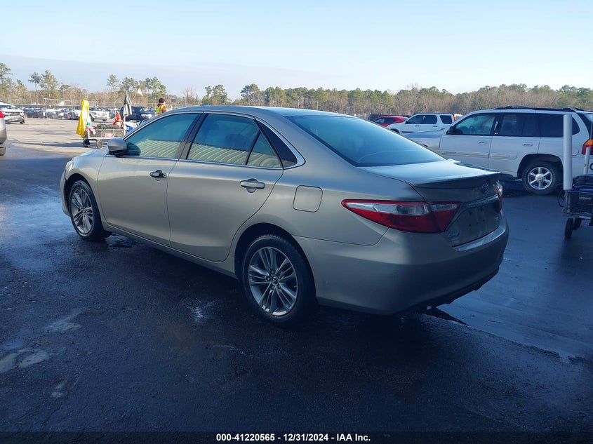2015 TOYOTA CAMRY SE - 4T1BF1FK7FU033967