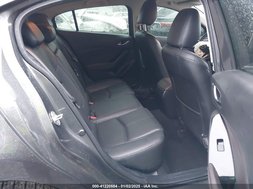 2018 MAZDA MAZDA3 TOURING - 3MZBN1L34JM243036