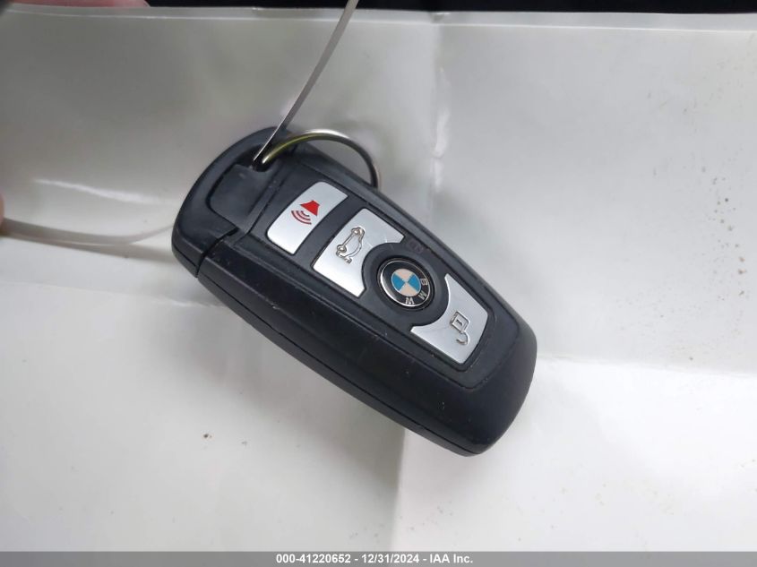 VIN 5UXWX9C53F0D45471 2015 BMW X3 no.11