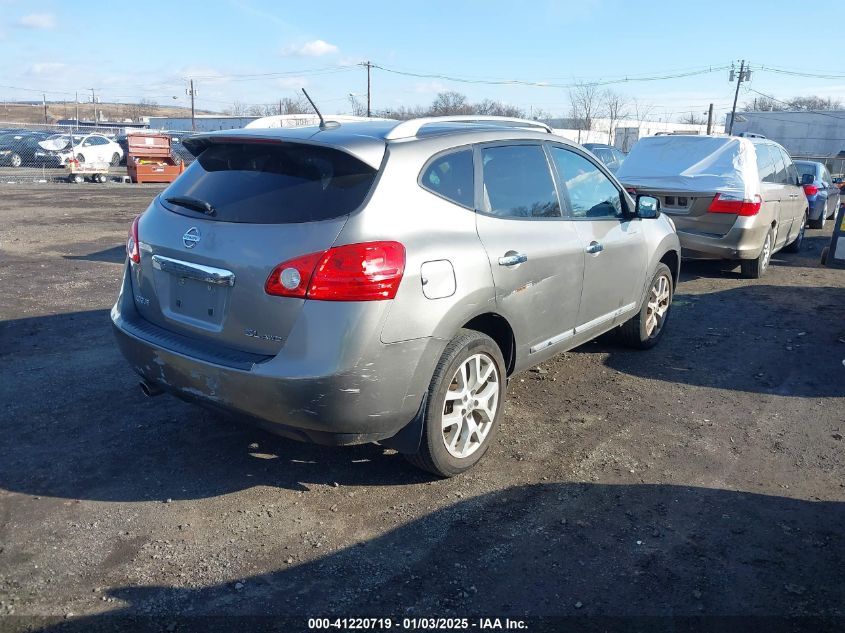 VIN JN8AS5MV3DW629809 2013 NISSAN ROGUE no.4