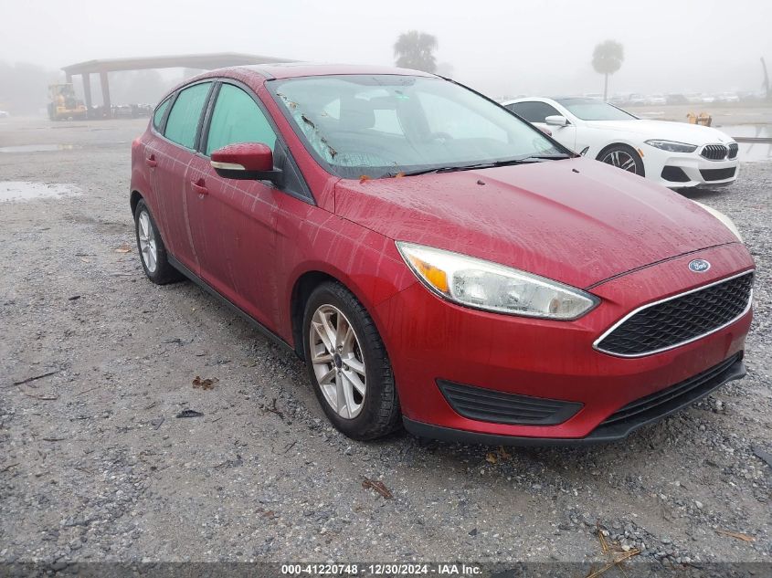 VIN 1FADP3K23FL208688 2015 FORD FOCUS no.1