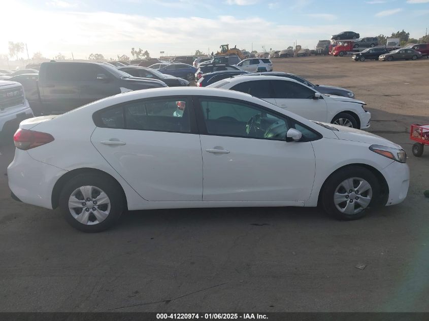 VIN 3KPFK4A72HE116097 2017 KIA Forte, LX no.14