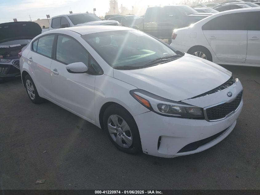 VIN 3KPFK4A72HE116097 2017 KIA Forte, LX no.1