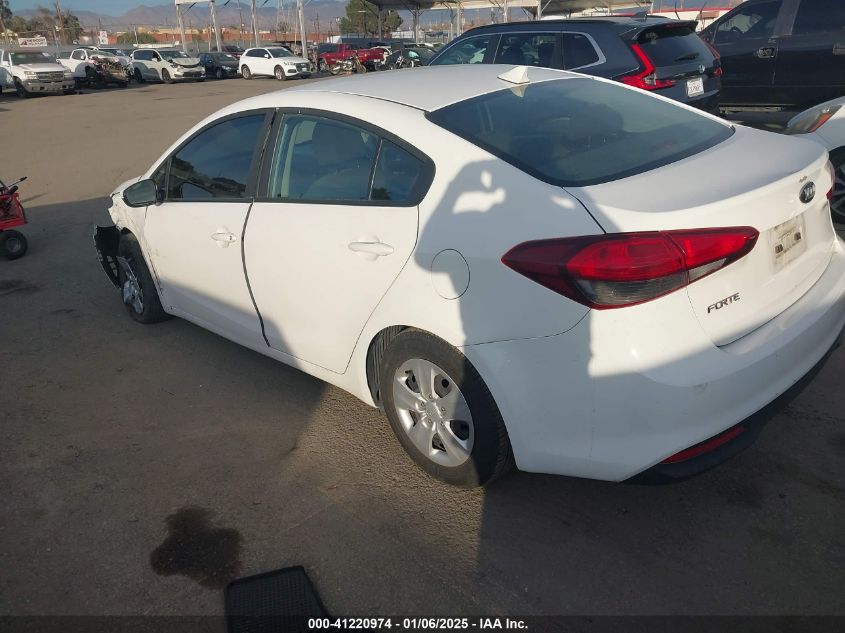 VIN 3KPFK4A72HE116097 2017 KIA Forte, LX no.3