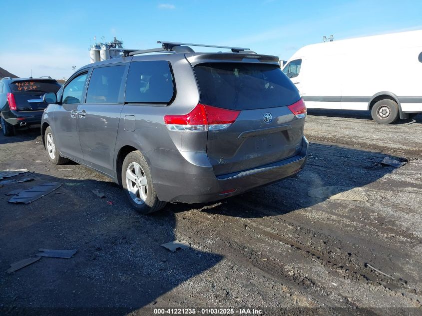 VIN 5TDKK3DC6ES464679 2014 Toyota Sienna, Le V6 8 P... no.3