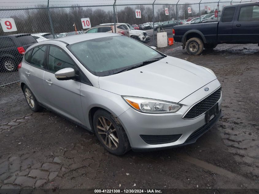 VIN 1FADP3K2XFL249688 2015 FORD FOCUS no.1