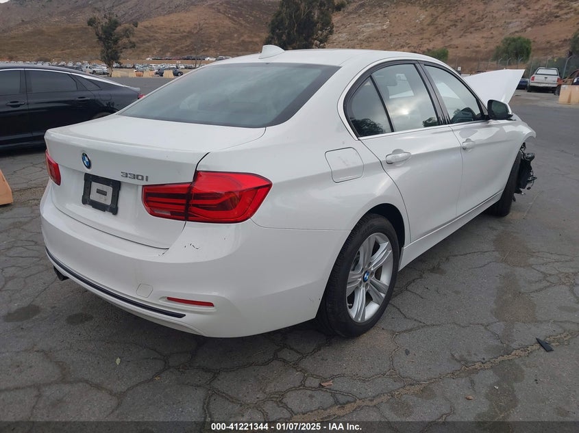 2018 BMW 330 VIN: WBA8B9G54JNU58256