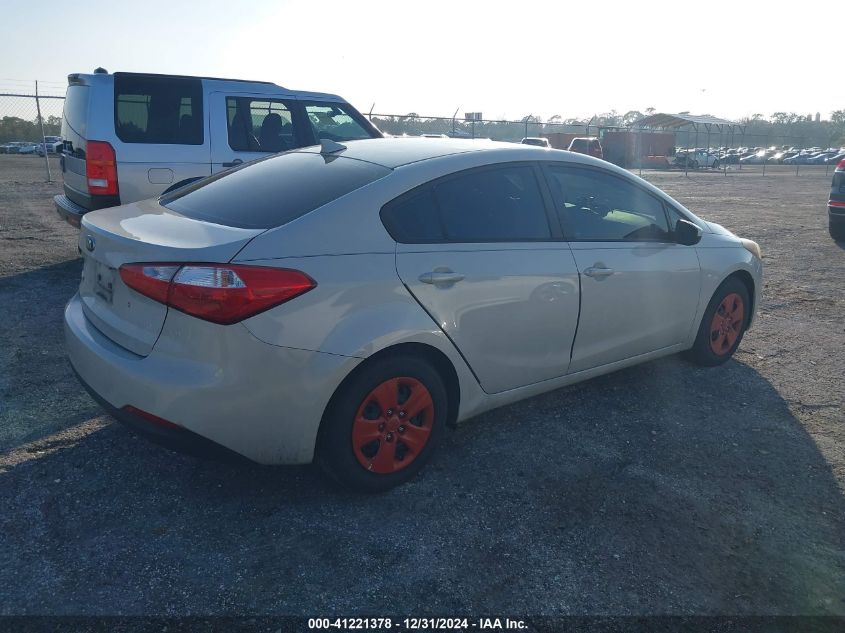 VIN KNAFK4A6XE5253025 2014 KIA FORTE no.4