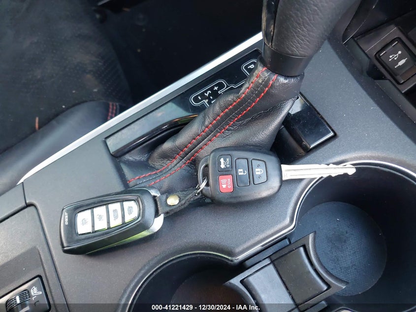 2016 TOYOTA CAMRY VIN: 4T1BF1FKXGU232495