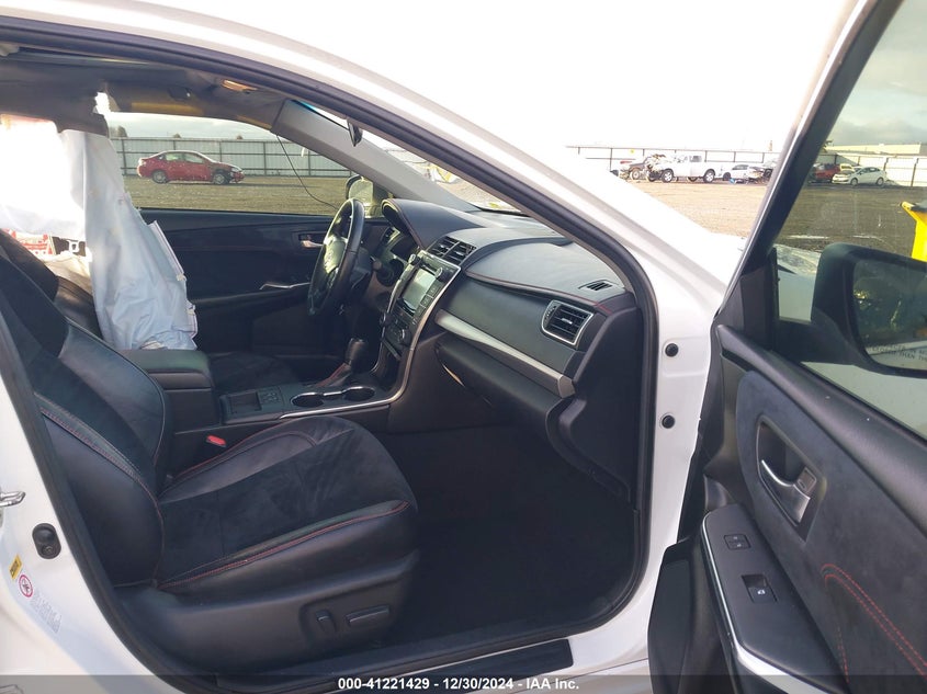 2016 TOYOTA CAMRY VIN: 4T1BF1FKXGU232495