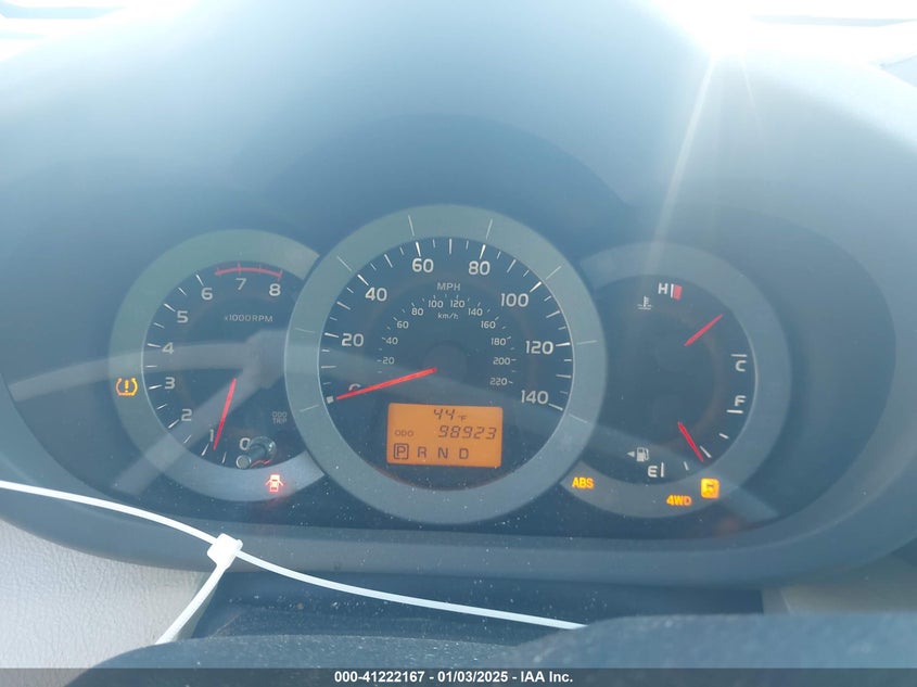 2011 TOYOTA RAV4 VIN: 2T3BF4DV1BW133689