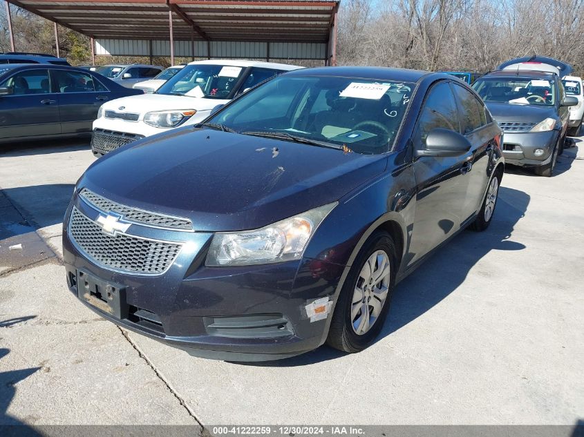 VIN 1G1PA5SH2E7185784 2014 CHEVROLET CRUZE no.2