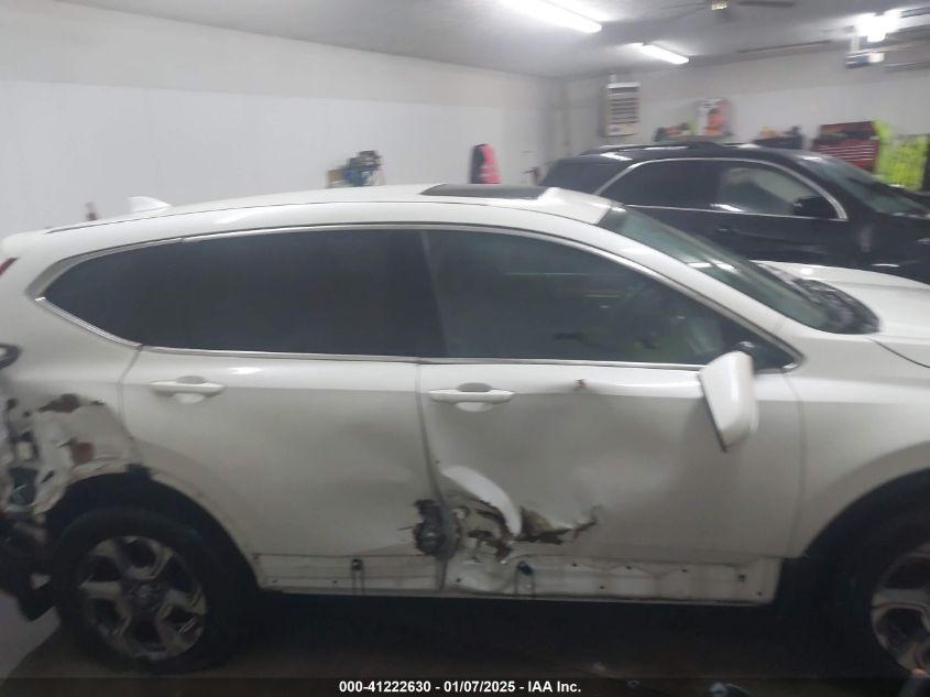 VIN 5J6RW2H86JL009761 2018 HONDA CR-V no.14