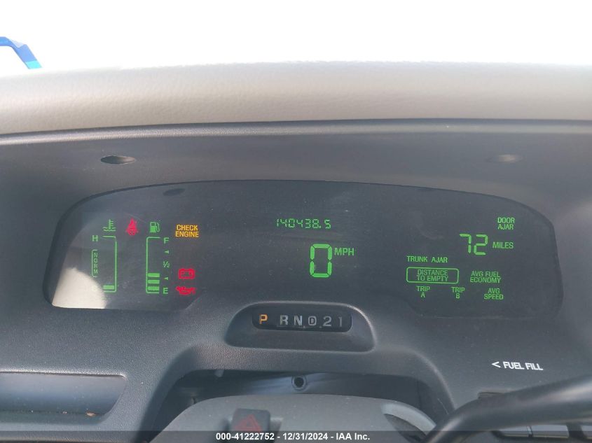 2004 Ford Crown Victoria Lx VIN: 2FAFP74WX4X136176 Lot: 41222752