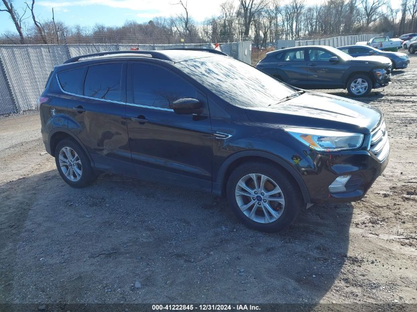 VIN 1FMCU0GD2JUA15549 2018 FORD ESCAPE no.1