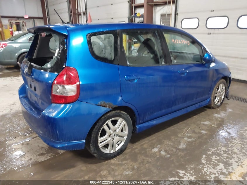 2007 HONDA FIT VIN: JHMGD38637S023282