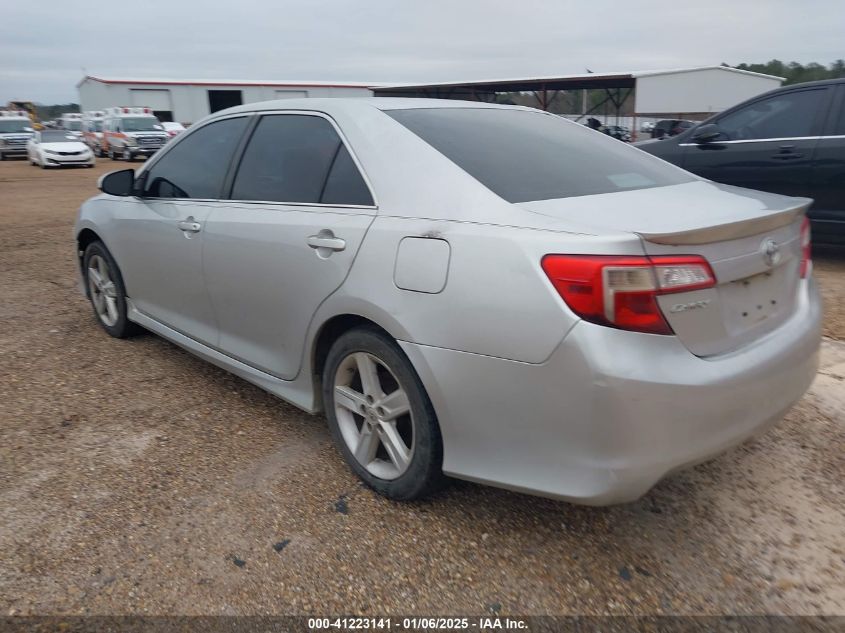 VIN 4T1BF1FK2EU422417 2014 TOYOTA CAMRY no.3