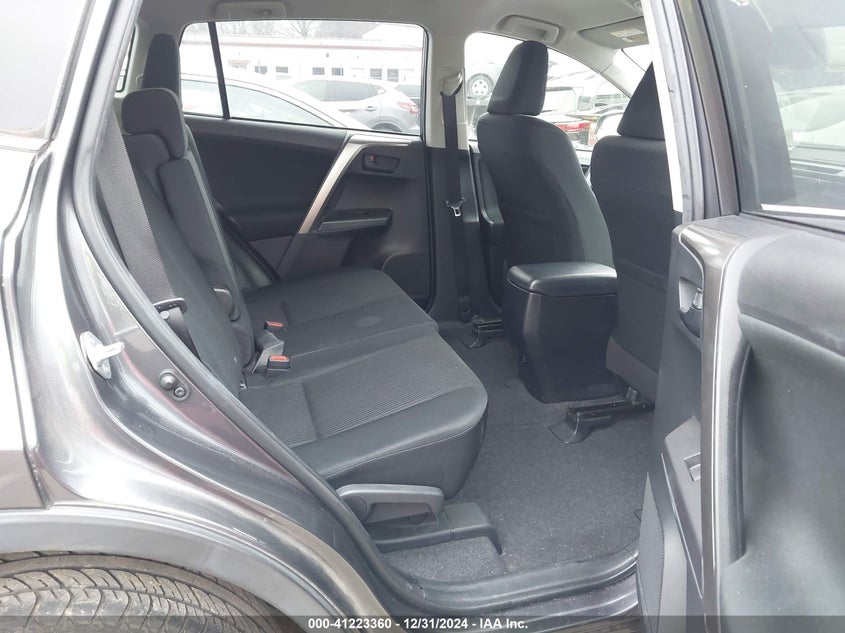 2018 TOYOTA RAV4 LE - JTMBFREVXJJ742045