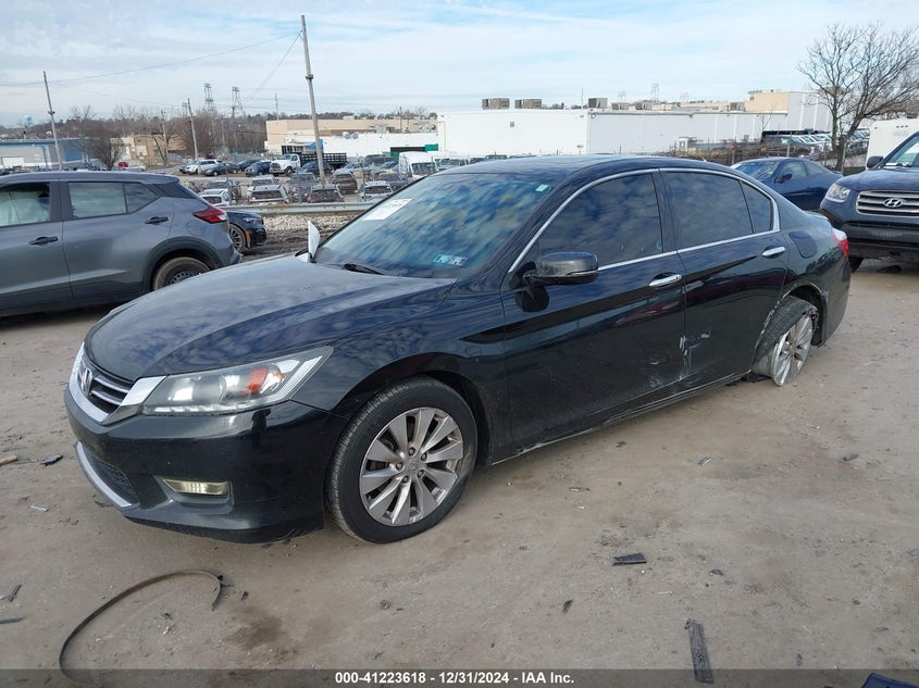 2015 HONDA ACCORD VIN: 1HGCR3F83FA006767
