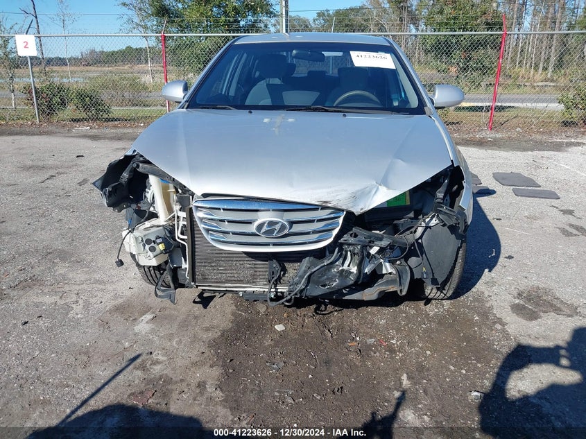2010 HYUNDAI ELANTRA VIN: KMHDU4ADXAU841585