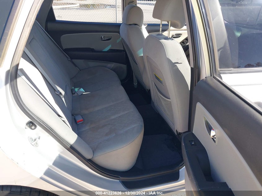 2010 HYUNDAI ELANTRA VIN: KMHDU4ADXAU841585