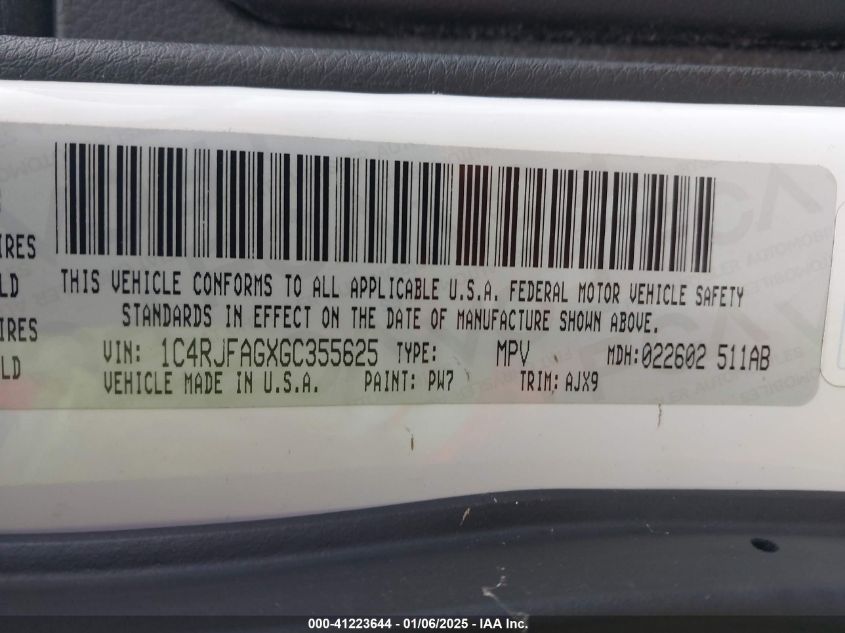 VIN 1C4RJFAGXGC355625 2016 Jeep Grand Cherokee, 75T... no.9