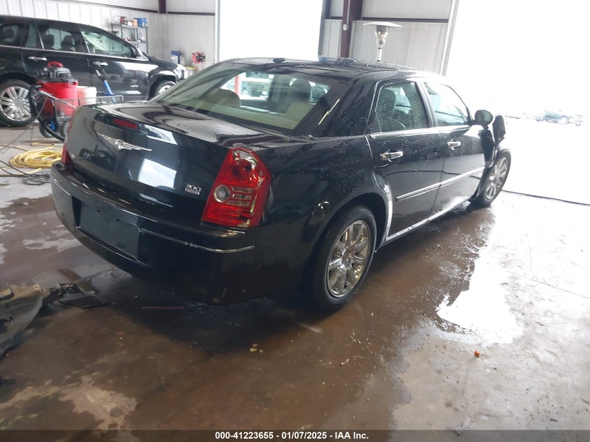2010 CHRYSLER 300 VIN: 2C3CA5CV3AH123226