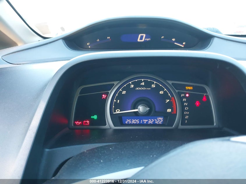 2010 HONDA CIVIC VIN: 2HGFA1F58AH566390