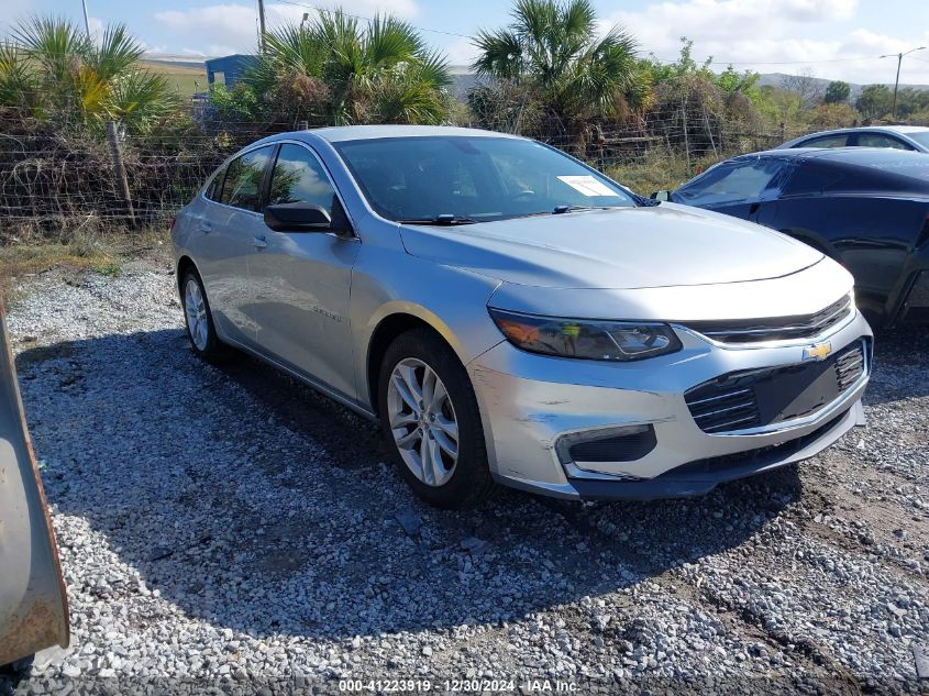 VIN 1G1ZE5ST1HF152867 2017 CHEVROLET MALIBU no.1