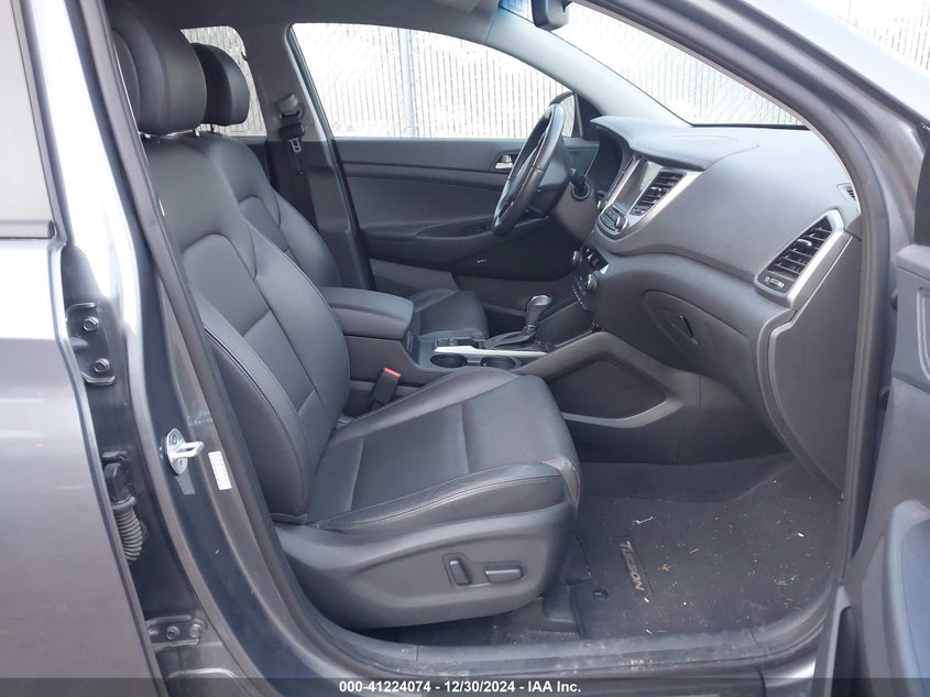 2018 HYUNDAI TUCSON LIMITED - KM8J3CA25JU670260