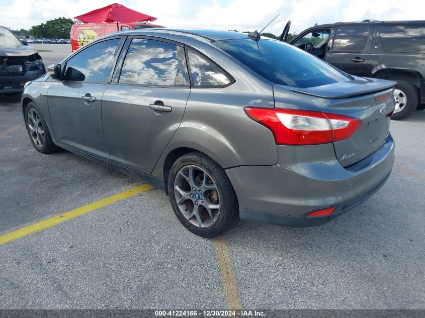 VIN 1FADP3F26DL245970 2013 FORD FOCUS no.3