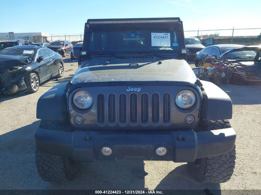 2014 Jeep Wrangler Unlimited Sport VIN: 1C4HJWDG4EL252267 Lot: 41224423