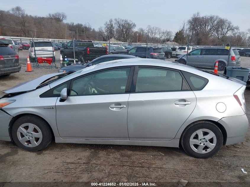 2011 TOYOTA PRIUS VIN: JTDKN3DU8B0310974