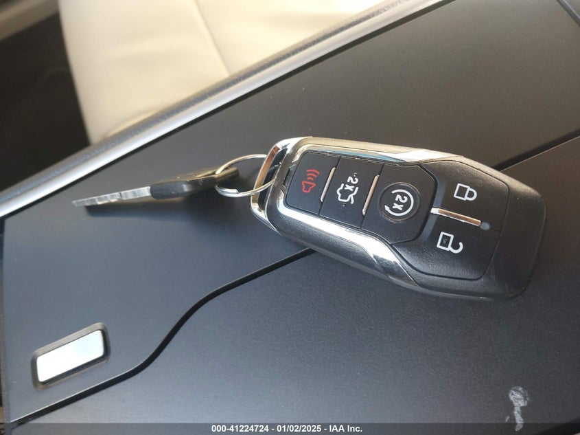 2015 LINCOLN MKZ VIN: 3LN6L2JK3FR621766