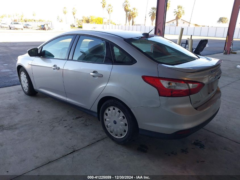 VIN 1FADP3F24DL227273 2013 Ford Focus, SE no.3