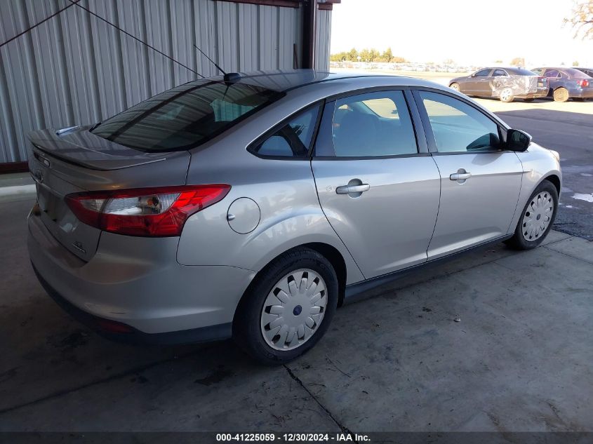 VIN 1FADP3F24DL227273 2013 Ford Focus, SE no.4