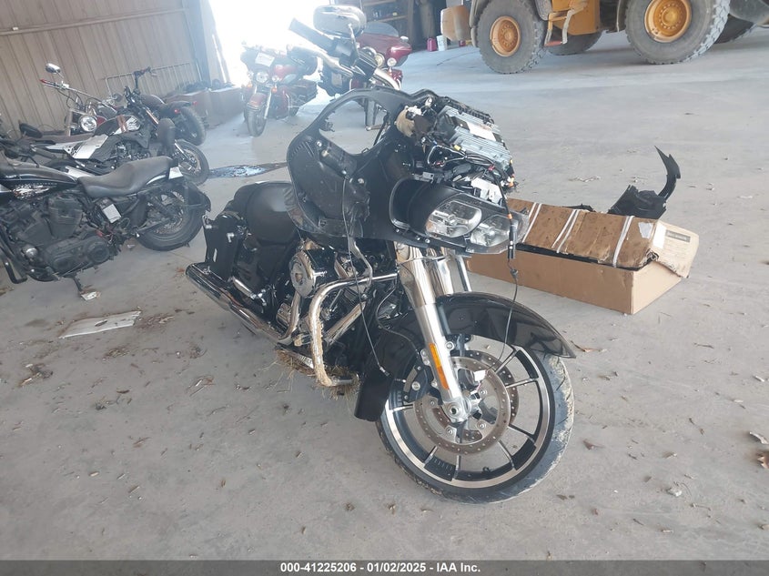 2023 HARLEY-DAVIDSON FLTRX  (VIN: 1HD1KHC1XPB677085)