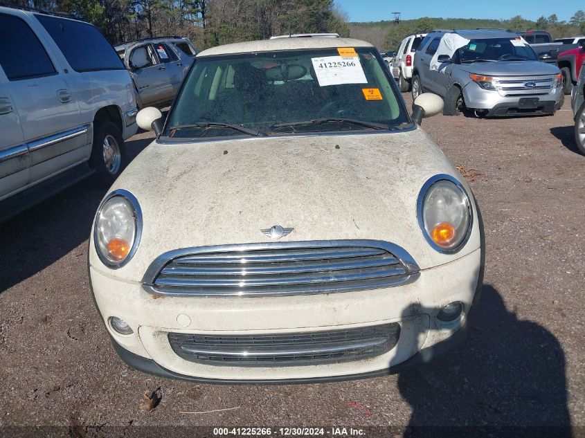 2013 MINI HARDTOP VIN: WMWSU3C57DT681636