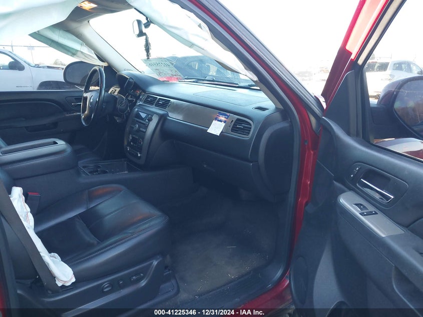 2013 CHEVROLET TAHOE LT - 1GNSKBE03DR303290