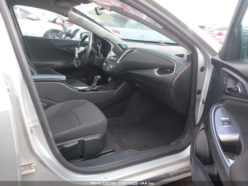 2020 CHEVROLET MALIBU VIN: 1G1ZD5ST3LF109546