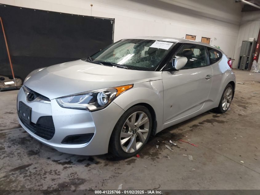 VIN KMHTC6AD9GU302460 2016 Hyundai Veloster no.2