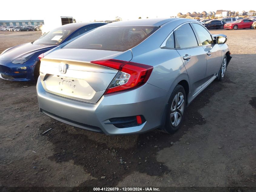 VIN 19XFC2F54JE030000 2018 HONDA CIVIC no.4