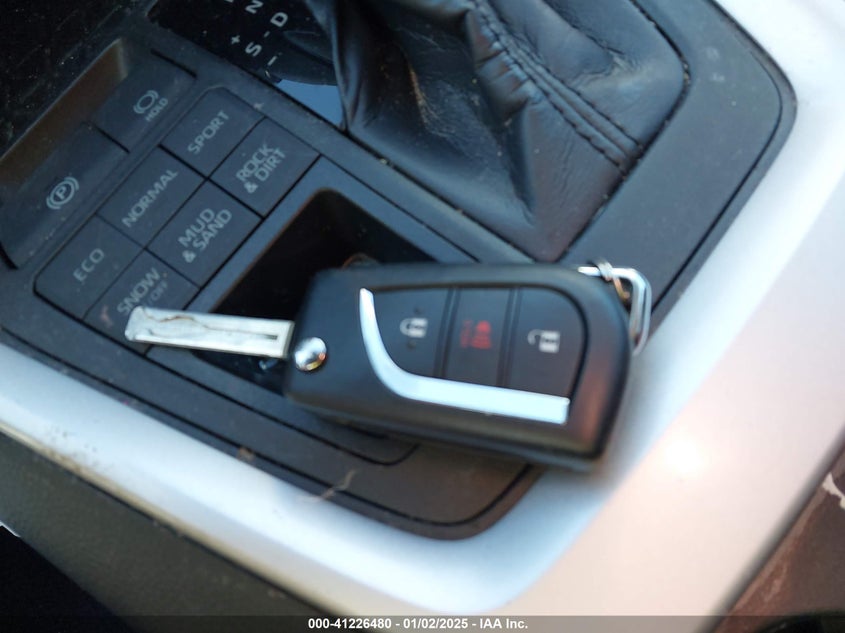 2020 TOYOTA RAV4 LE - 2T3F1RFV8LW091338