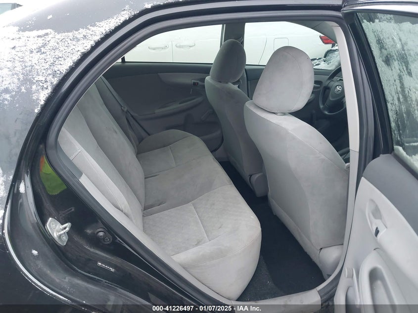 2009 TOYOTA COROLLA VIN: JTDBL40E49J038132