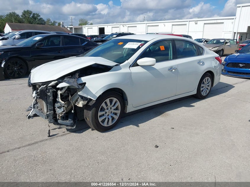 2017 NISSAN ALTIMA VIN: 1N4AL3AP8HN321524