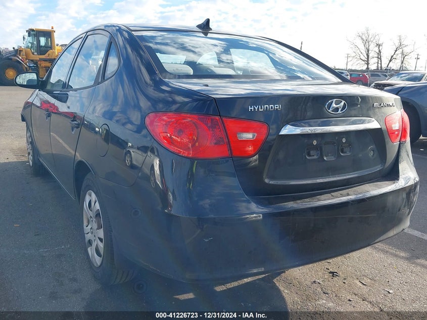 2010 HYUNDAI ELANTRA VIN: KMHDU4AD2AU947318